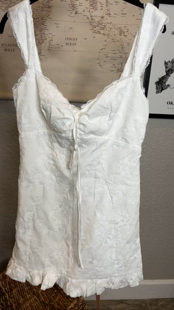 sachin and babi light blue dress HOUSE OF CB Odessa dress (M) White lace house of CB