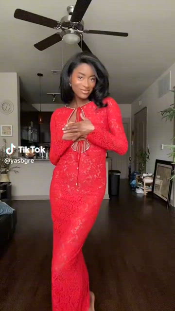 HOUSE OF CB 'Lisandra' Red Lace Maxi Dress