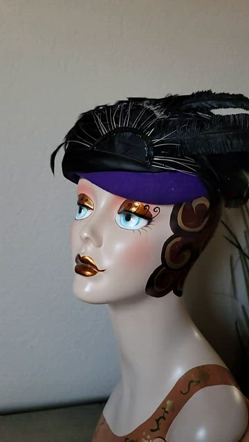 Mr Charles | Accessories | New Antique Mr Charles Roaring 2s  display picture 2