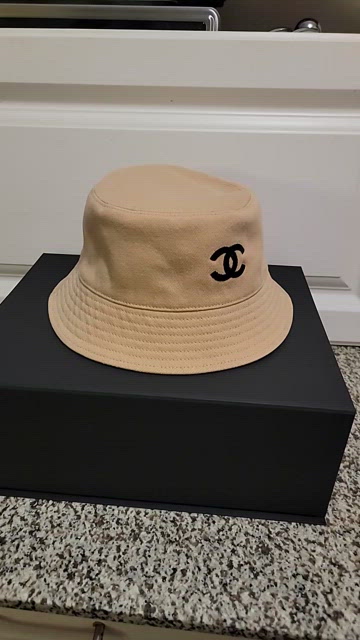 CHANEL | Accessories | Hostpick Reversible Unisex Cc Bucket  display picture 1