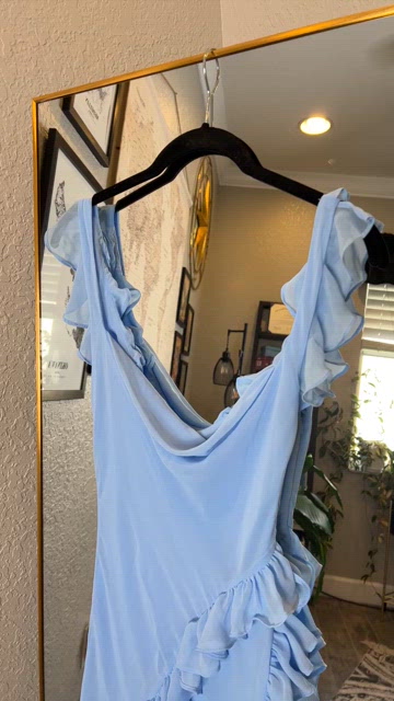 princess polly baby blue dress What Color Pants Go with a Grey Shirt? – GINGTTO main image 0