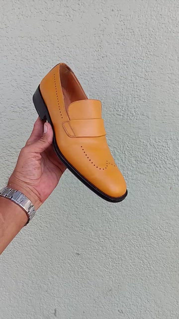 Bally | Shoes | Bally Mens Vintage Toriel Leather Blind  display picture 3