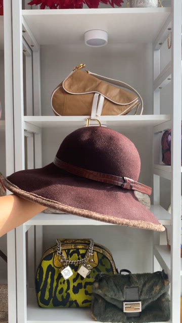 Oscar de la Renta | Accessories | Oscar De La Renta Brown 