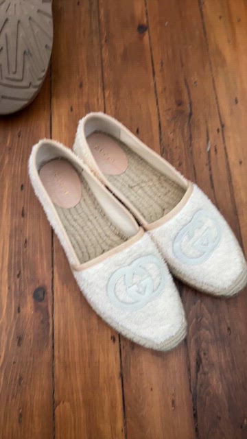Gucci Bee Espadrilles | Luxury Review | Our Dubai Life Gucci Sherpa espadrilles display picture 1