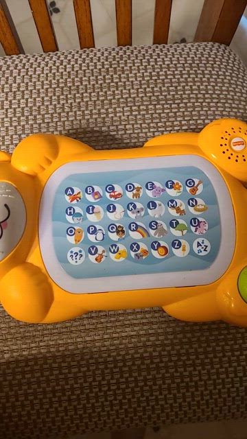 Fisher-Price Linkimals A to Z Otter Baby Electronic Learning Toy with  Interactive Music & Lights