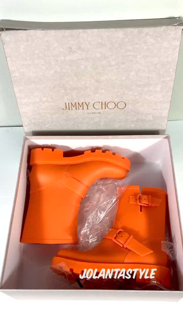 靴 JIMMY CHOO YAEL FLAT RUBBER BOOTS Jimmy Choo Beige Boots ○ Labellov ○ Buy and Sell Authentic