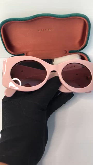 Gucci | Accessories | Original Gucci Square Ladies  display picture 1