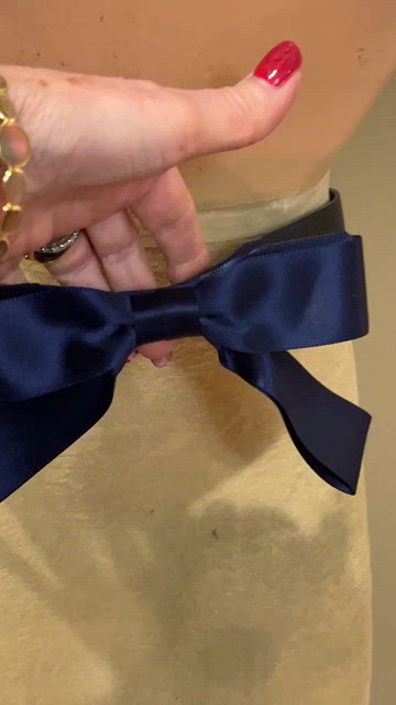 Chanel belt navy bow with pearls ?url=http://sothebys-  main image 4