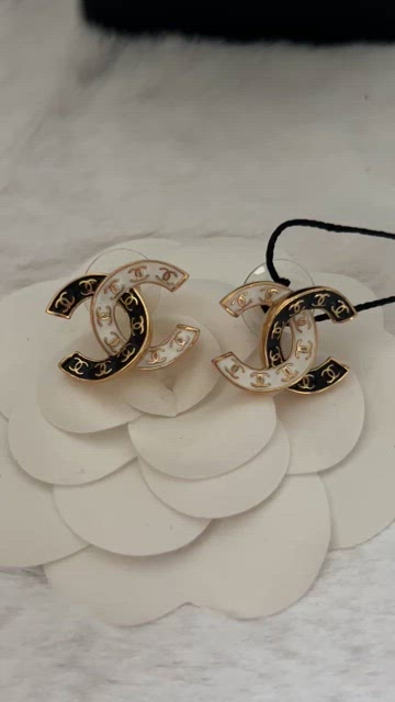 【エレガントな足元に♪】シャネル CHANEL サンダル CCロゴ エレガントで美しく煌めく足元に】CHANEL CCロゴ サンダル