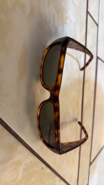 Dolce & Gabbana VTG 2008 D&G Tortoise Sunglasses NWOT D&G | Accessories | Dolce Gabbana Vtg 208 Dg Tortoise  main image 3
