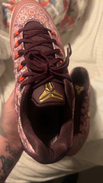Nike Kobe IX Merlot Silk Road Size 11M DS In 10/10 Condition With OG Box NWT Nike | Shoes | Nike Kobe Ix Merlot Silk Road Size 1m Ds In  main image 4