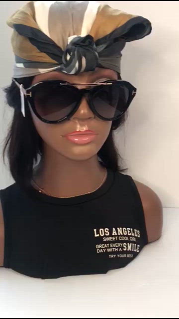 New authentic Tom Ford TF 576 01B Lisa-02 Sunglass New authentic Tom Ford TF 576 01B Lisa-02 Sunglass main image 3