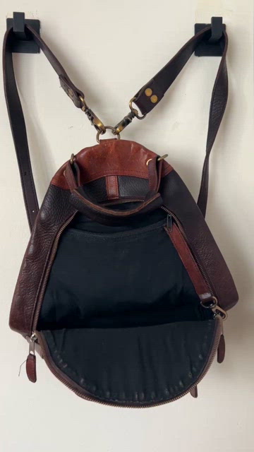 M.london | Bags | Vintage M London New York Leathercraft  display picture 1