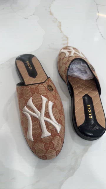 Gucci | Shoes | Limited Edition Gucciny Yankees Gg Supreme 