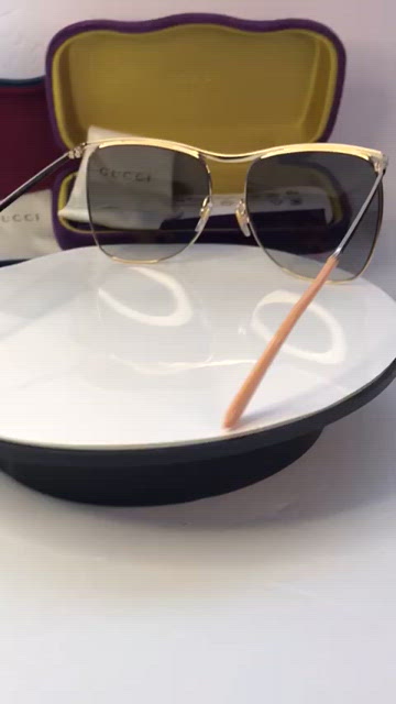 Gucci | Accessories | Original Guccigucci Blackgold Gradient  display picture 2