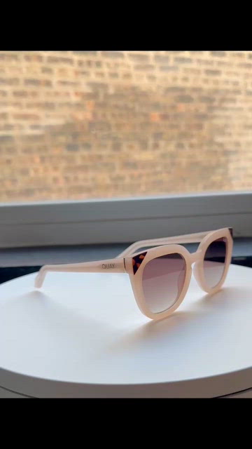 ?QUAY? Noosa Pink/Brown Cat Eye Sunglasses Quay Australia | Accessories | Quay Noosa Pinkbrown Cat Eye  main image 4