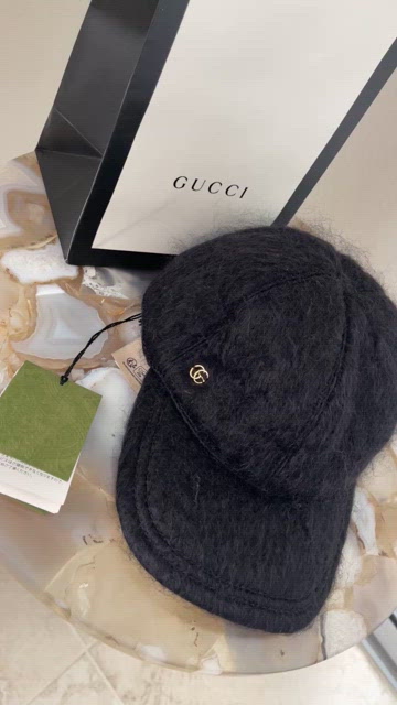 $1,185 New GUCCI Mohair GG Lauren Baseball Hat BLACK L large 58 cm $1,185 NEW GUCCI Mohair GG Lauren Baseball Hat BLACK L large  main image 3