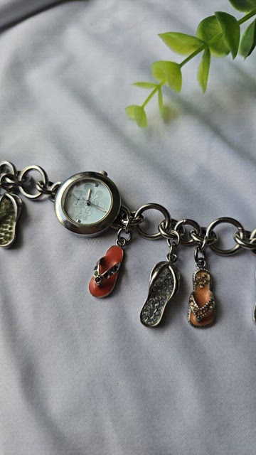 Fossil FlipFlop Charm Watch Fossil | Accessories | Fossil Flipflop Charm Watch | Poshmark main image 3