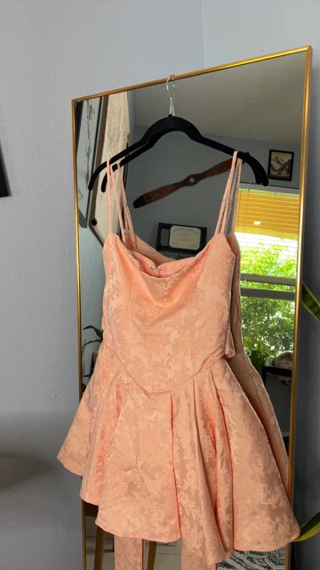 HOUSE OF CB 'Rosalinda' Peach Jacquard Mini Bow Gown NWOT