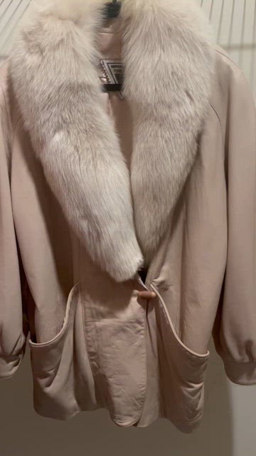 ジャケット・アウター theVirgins cream fur coat the virgins ファージャケット