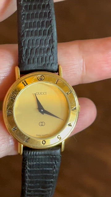 Gucci | Accessories | Gucci 300l732 Black Cream Gold Dial  display picture 1