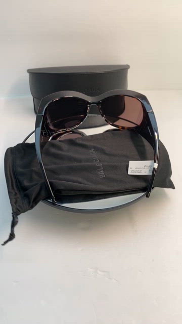 Balenciaga | Accessories | New Authentic Balenciaga Bb54s  display picture 3