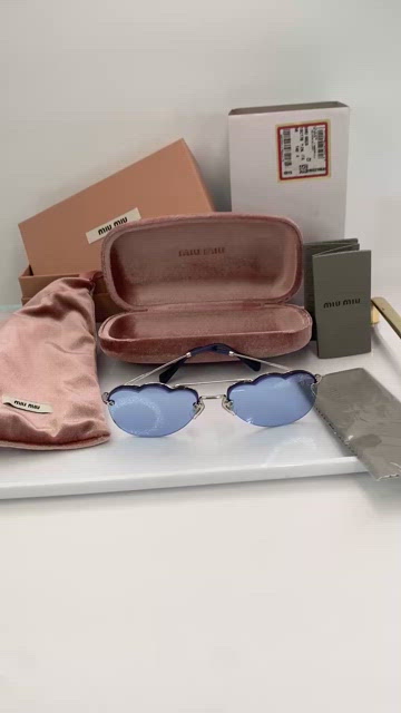Miu Miu | Accessories | New Original Miu Miu Core Collection  display picture 1