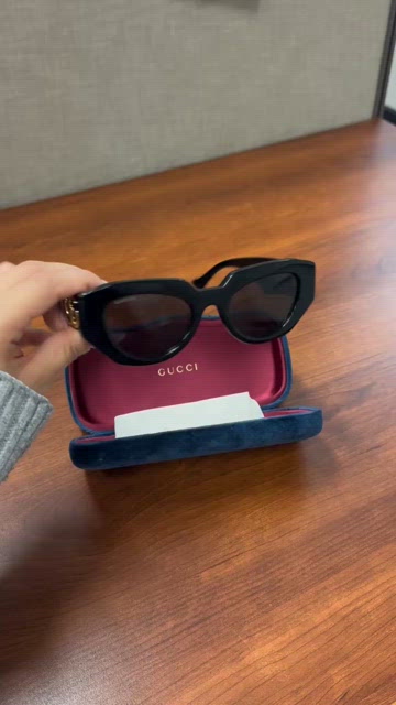 I am selling my GUCCI sunglasses. Gucci | Accessories | Im Selling My Gucci Aviator Sunglasses  main image 4