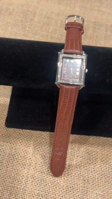 Genevex | Accessories | Genevex Womens Watch Silver Tone  display picture 1