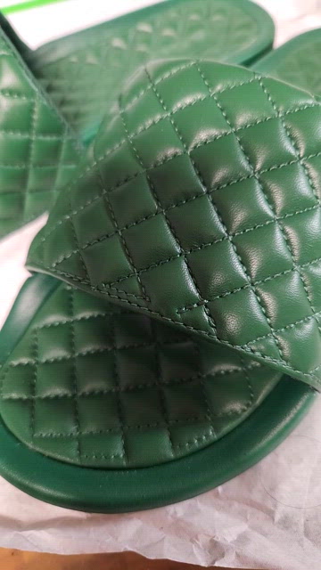 APL Athletic Propulsion Labs Lusso Quilted Leather Slides Energy Green 12 NIB Amazon.com | APL: Athletic Propulsion Labs Women main image 4