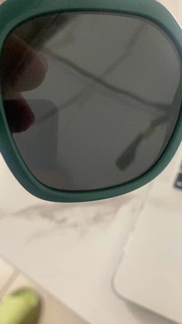 Burberry | Accessories | Burberry Womens Greenblack Joni  display picture 2