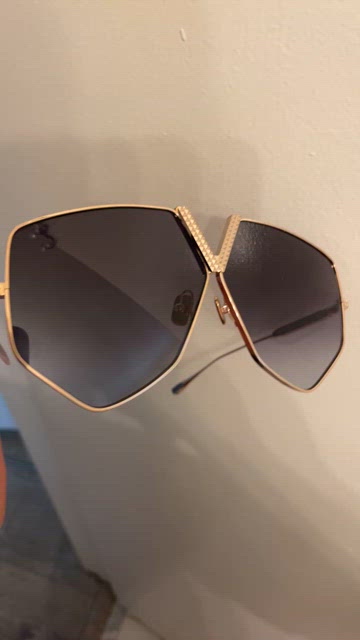 24HR DROP ⬇️ Valentino Rock Stud Black and Gold Sunglasses Valentino V-GOLDCUT-II VLS 114A Sunglasses - US main image 4