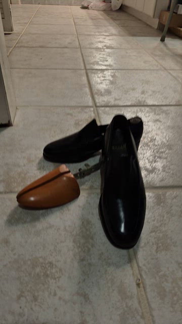 Bally | Shoes | Vintage Leather Bally Mens Black Leather  display picture 3