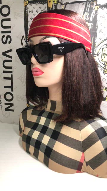 Prada | Accessories | New Authentic Prada Chic Black Square  display picture 1