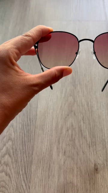 quay australia jezabell black pink oversized round metal frame sunglasses NEW Quay Australia Women main image 2