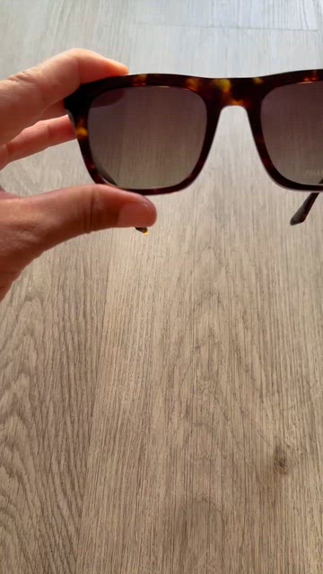 Quay Australia | Accessories | Quay Australia Flip Side  display picture 3