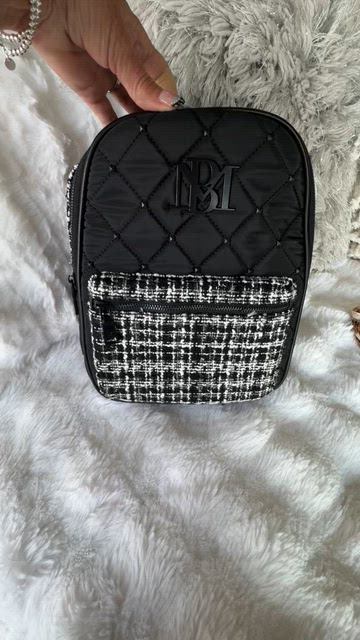 Badgley Mischka | Bags | Nwt Badgley Mischka Black And White  display picture 1