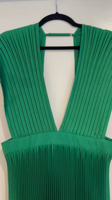 LIDEE Gala Midi Dress in Bright Green