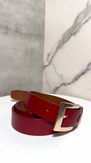 Vintage Fossil Women’s Genuine Leather Belt in Deep Red w/ Gold Hardware - Large Fossil Leather Red Belts for Women for sale | eBay main image 4