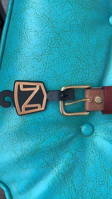 Noble Oufitters unique two tone brown leather belt statement buckle details S Accessories | Noble Oufitters Unique Two Tone Brown Leather  main image 3