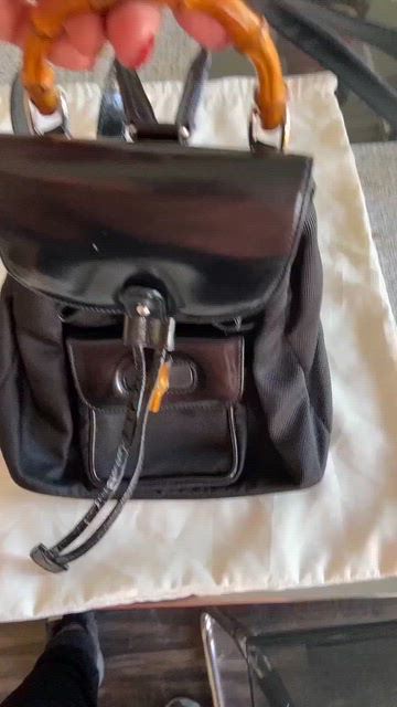 Gucci tassel oval mini backpack bambu Black impressive condition original dustba Gucci Black Bamboo Tassel Leather Backpack main image 4